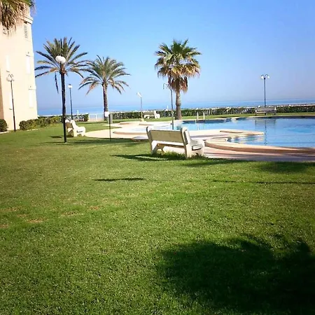 Piso Nuevo Frente Al Mar, Apartment Denia